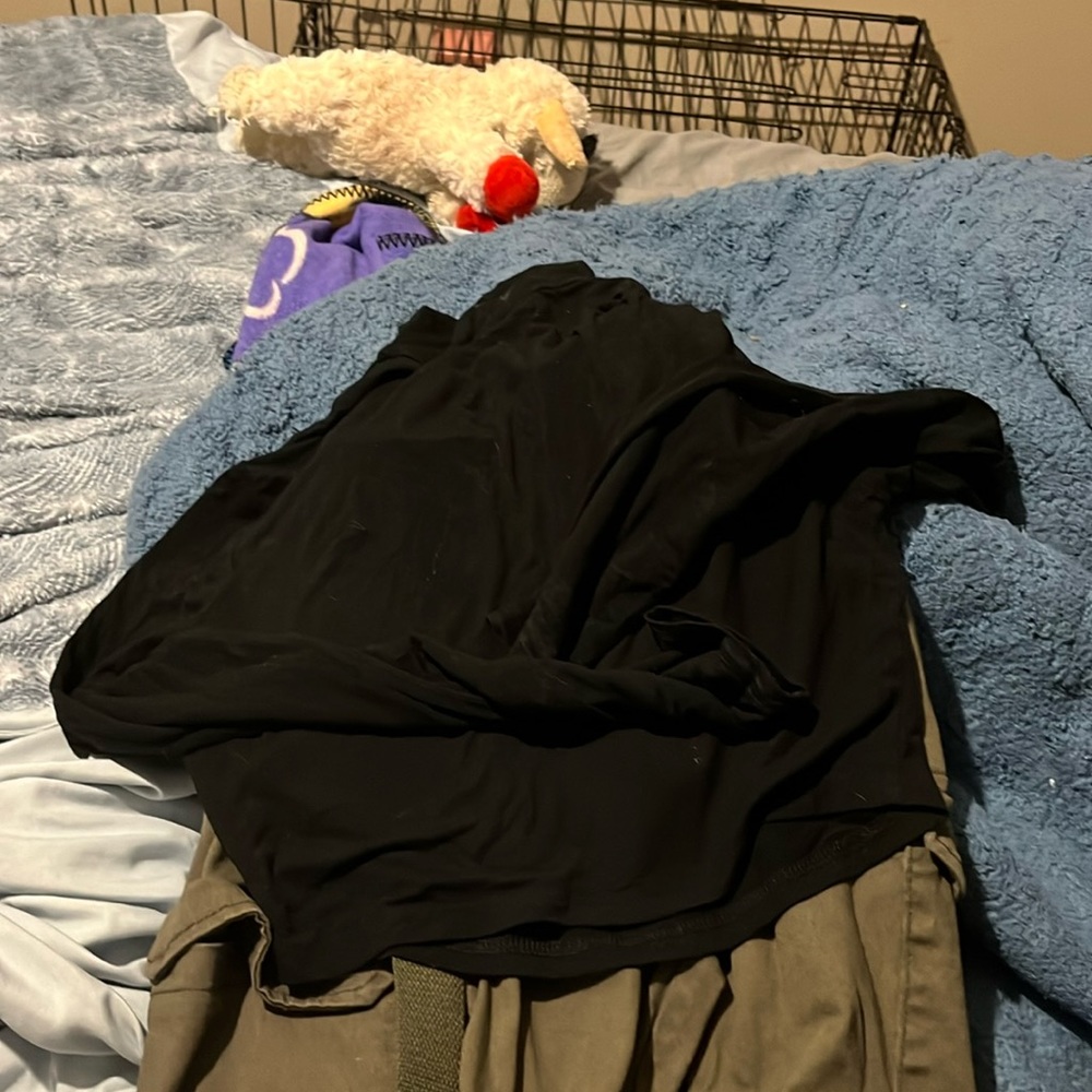 Black turtleneck crop top